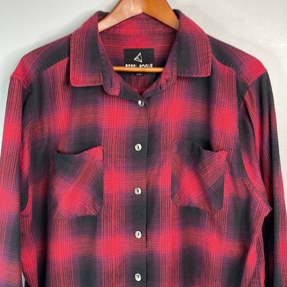 REBEL ROGUE Plaid Brushed Cotton Button Up Shirt Magenta Purple Black Size M - Picture 3 of 13